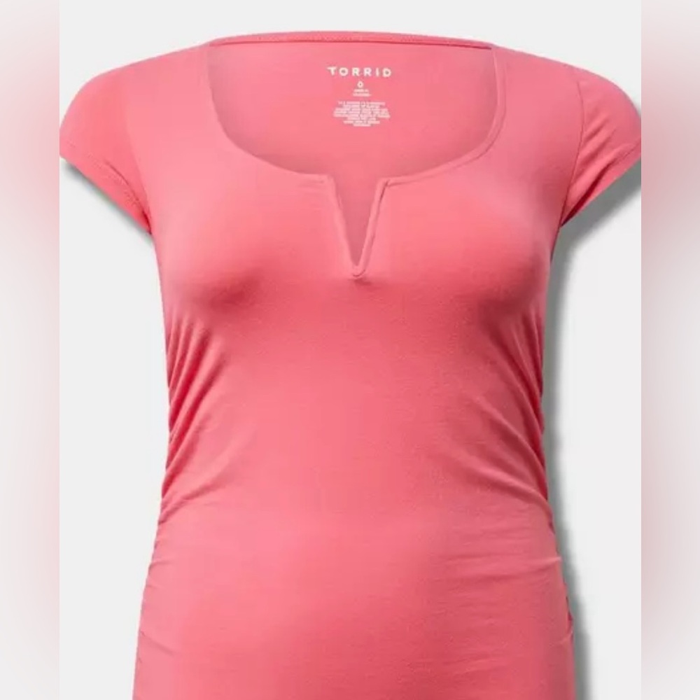 NWT Torrid Pink Foxy Scoop V-Wire Ruched Top Size 2